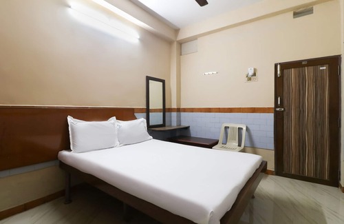 Central Chennai Hotel | SPOT ON 46343 Jayanthi Mansion