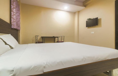 Gokak Hotel | SPOT ON 47409 New Suvarna Ashirvad Lodge