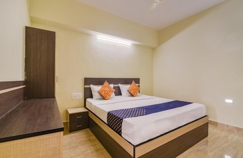 Sholinghur Hotel | SPOT ON 63751 Hotel Padmavathi