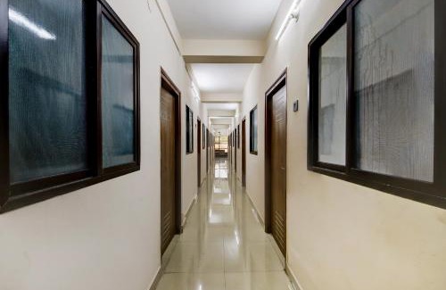 Nagarbhavi Hotel | SPOT ON 73621 srinivasa boarding and lodging