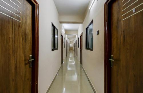 Nagarbhavi Hotel | SPOT ON 73621 srinivasa boarding and lodging