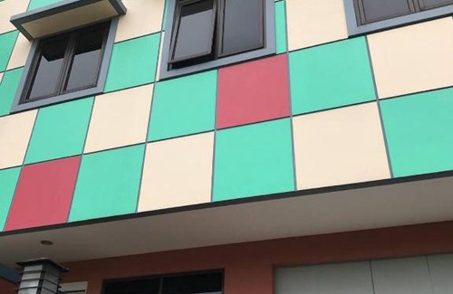 Karawang Hotel | SPOT ON 91336 Guesthouse Tarumanegara
