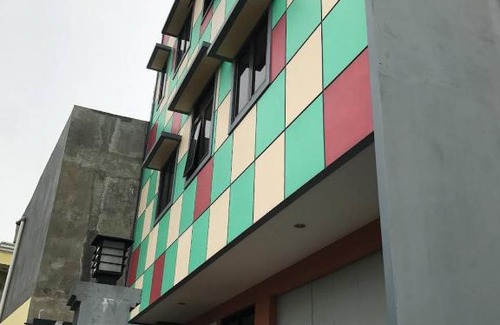 Karawang Hotel | SPOT ON 91336 Guesthouse Tarumanegara
