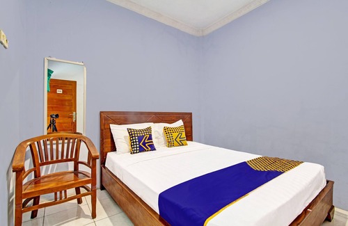 Blora Hotel | SPOT ON 91356 Hotel Mustika 2 SyariahNearAlun-Alun Blora