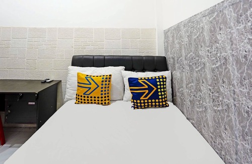 Siwalankerto Hotel | SPOT ON 91360 Swk 68 Syariah