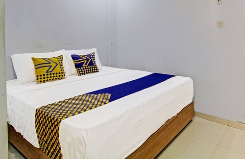 Pati Hotel | SPOT ON 91398 Homestay Tentrem 1