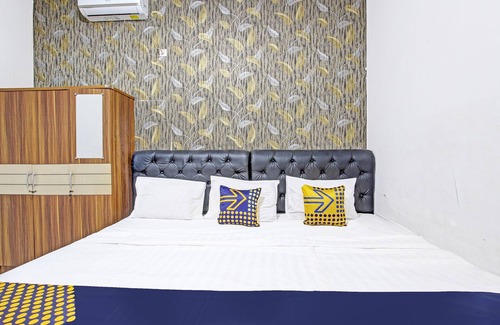 Muncar Hotel | SPOT ON 91521 Mayong Guesthouse