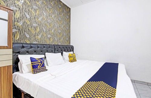 Muncar Hotel | SPOT ON 91521 Mayong Guesthouse