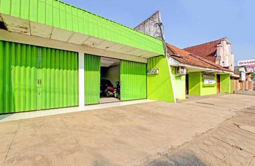 Mayong Hotel | SPOT ON 91521 Mayong Guesthouse