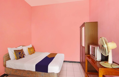 Cilacap Hotel | SPOT ON 91563 Hotel Meilias