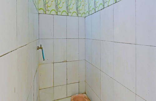 Cilacap Hotel | SPOT ON 91905 Hotel Cipto Arum