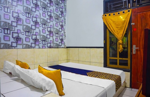 Sukabumi Hotel | SPOT ON 92154 Nusasari Guest House