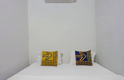 Sukabumi Hotel | SPOT ON 92154 Nusasari Guest House