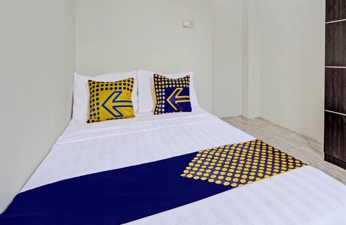 Pati Hotel | SPOT ON 92181 Kristin Homestay