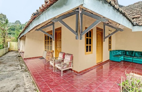 Kopeng Hotel | SPOT ON 92414 Hotel Pereng Sari