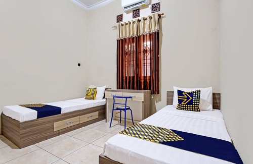 Pemalang Hotel | SPOT ON 92424 Wulan Homestay Syariah