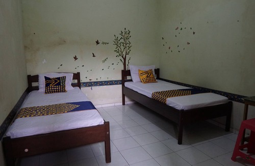 Bondowoso Hotel | SPOT ON 92665 Yoko Kost Syariah