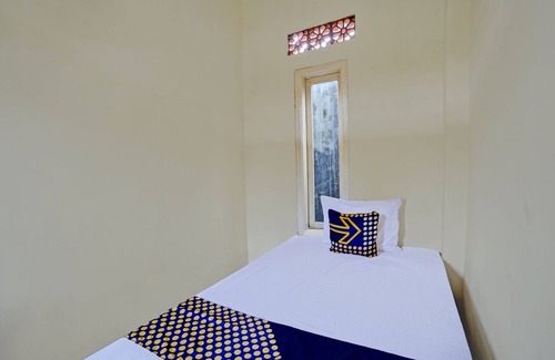 Klojen Hotel | SPOT ON 92799 Tanjung Indah Homestay Syariah
