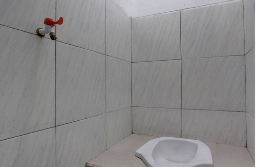 Purwodadi Hotel | SPOT ON 92828 Galih Kost 1 Syariah