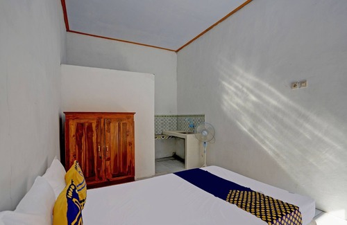 Prigen Hotel | SPOT ON 92906 Surya Indah Homestay Syariah