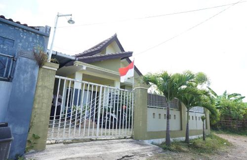 Banyuwangi Hotel | SPOT ON 92992 Kost Amantu