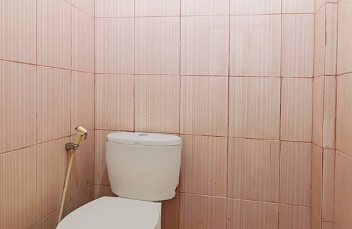 Jambi Hotel | SPOT ON 93115 Arizona Homestay