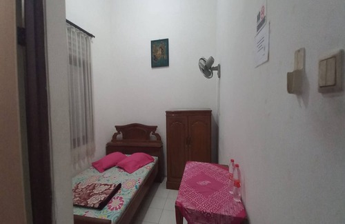 Kalasan Hotel | SPOT ON 93324 Hadi Homestay Syariah