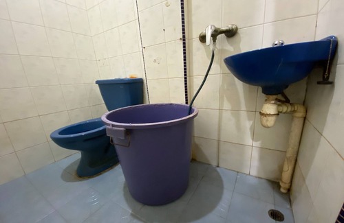 Batam Hotel | SPOT ON 93446 Penginapan Mak YesNearTaman Buluh Hang Tuah