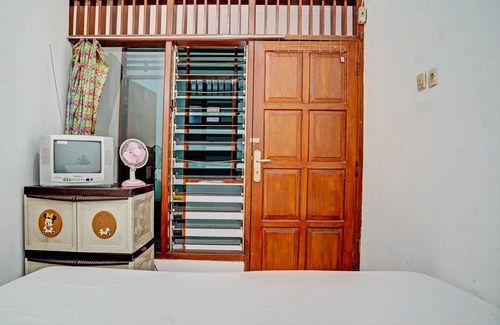 Sukabumi Hotel | SPOT ON 93475 Garuda Homestay Syariah