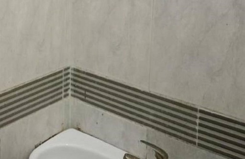 Sedati Hotel | SPOT ON 93670 Homestay Vicky 2 Syariah