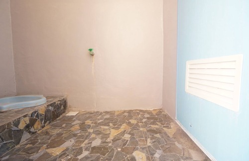 Sedati Hotel | SPOT ON 93685 Homestay Bu Sun SyariahNearTaman Rekreasi & Pemandian Taman Suruh