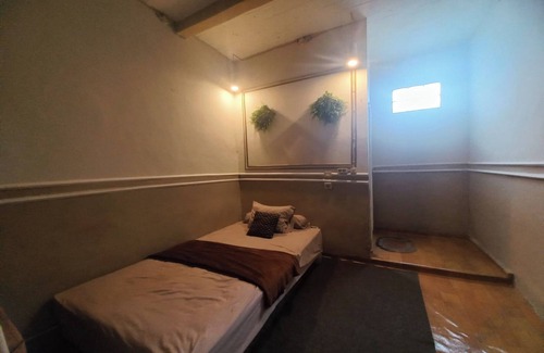 Jatinangor Hotel | SPOT ON 94051 Mekar Guest House Syariah