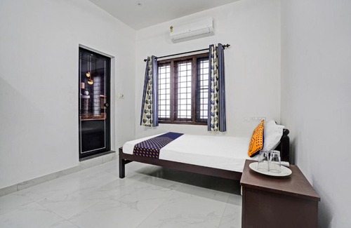 Kochi Hotel | SPOT ON Blissful Villa