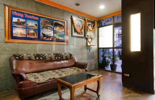 Dabagardens Hotel | SPOT ON HOTEL MANIKANTA RESIDENCY