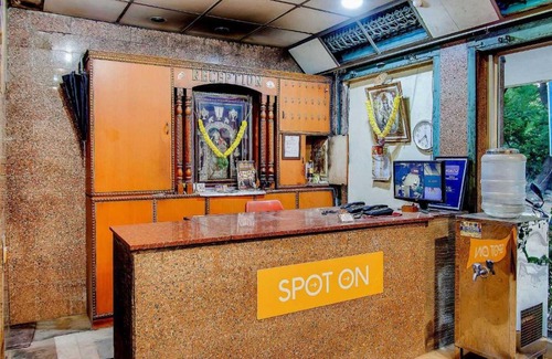 Vijayawada Hotel | SPOT ON Hotel Taj