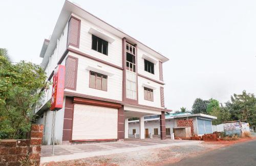 Tirur Hotel | SPOT ON Rohini Inn Kadampuzha