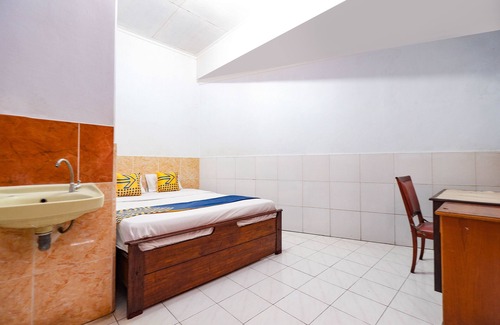 Pati Hotel | SPOT ON Sartika Inn Pati