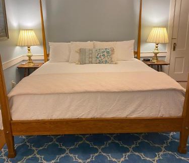 Lincolnville Bed & Breakfast | Spouter Inn Bed & Breakfast