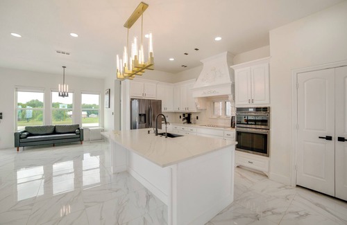 Weston House | Sprawling Countryside Home in Dallas Area