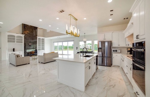 Weston House | Sprawling Countryside Home in Dallas Area