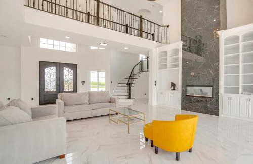 Weston House | Sprawling Countryside Home in Dallas Area
