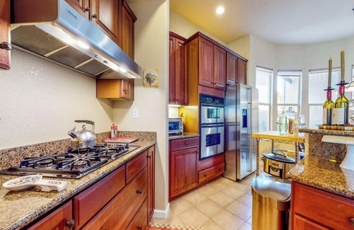 Roseville Villa | Sprawling Home - Great Location, Large Yard & Pool-Gated and backed to trails.