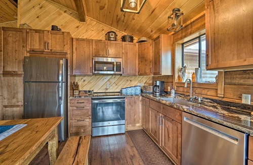 Mancos Cabin | Sprawling Mountain-View Cabin: 5 Mi to Mesa Verde
