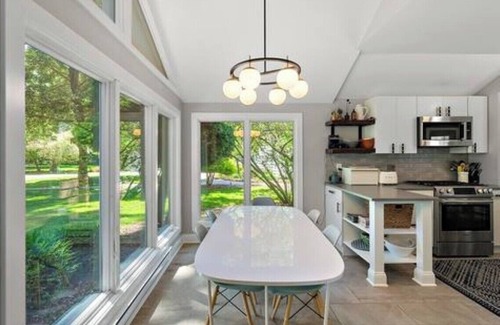 Union Pier House | Sprawling ranch w private pool, sleeps 16, all 5 Star ratings!