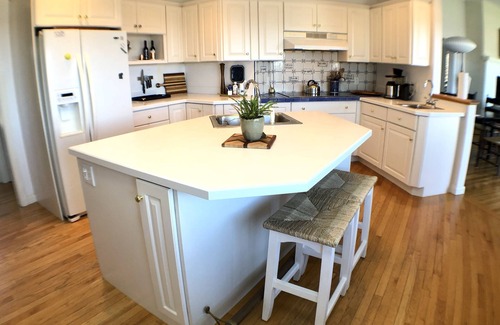 East Orleans House | Sprawling Water View as Beautiful as this East Orleans Property (2222)