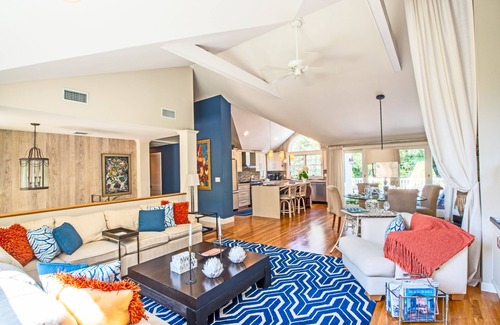 Provincetown House | 🌞Spread Out in this Chic West-End Home, 3 bedrooms, 3 baths, gourmet kitchen.