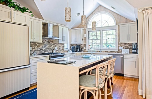 Provincetown House | 🌞Spread Out in this Chic West-End Home, 3 bedrooms, 3 baths, gourmet kitchen.