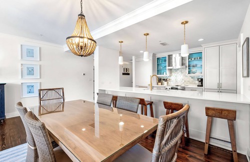 Rosemary Beach Condo | Sprig Loft - Newly renovated, Elevator Access, Close to Town Center, Free Bikes, Fitness & Tennis