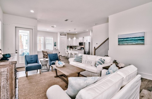 Santa Rosa Beach House | SPRING BREAK! Coastal Elegance - 30A Beaches, Heated Pool & Hot Tub- 4BR, 2 king