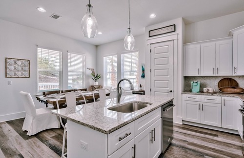 Santa Rosa Beach House | SPRING BREAK! Coastal Elegance - 30A Beaches, Heated Pool & Hot Tub- 4BR, 2 king